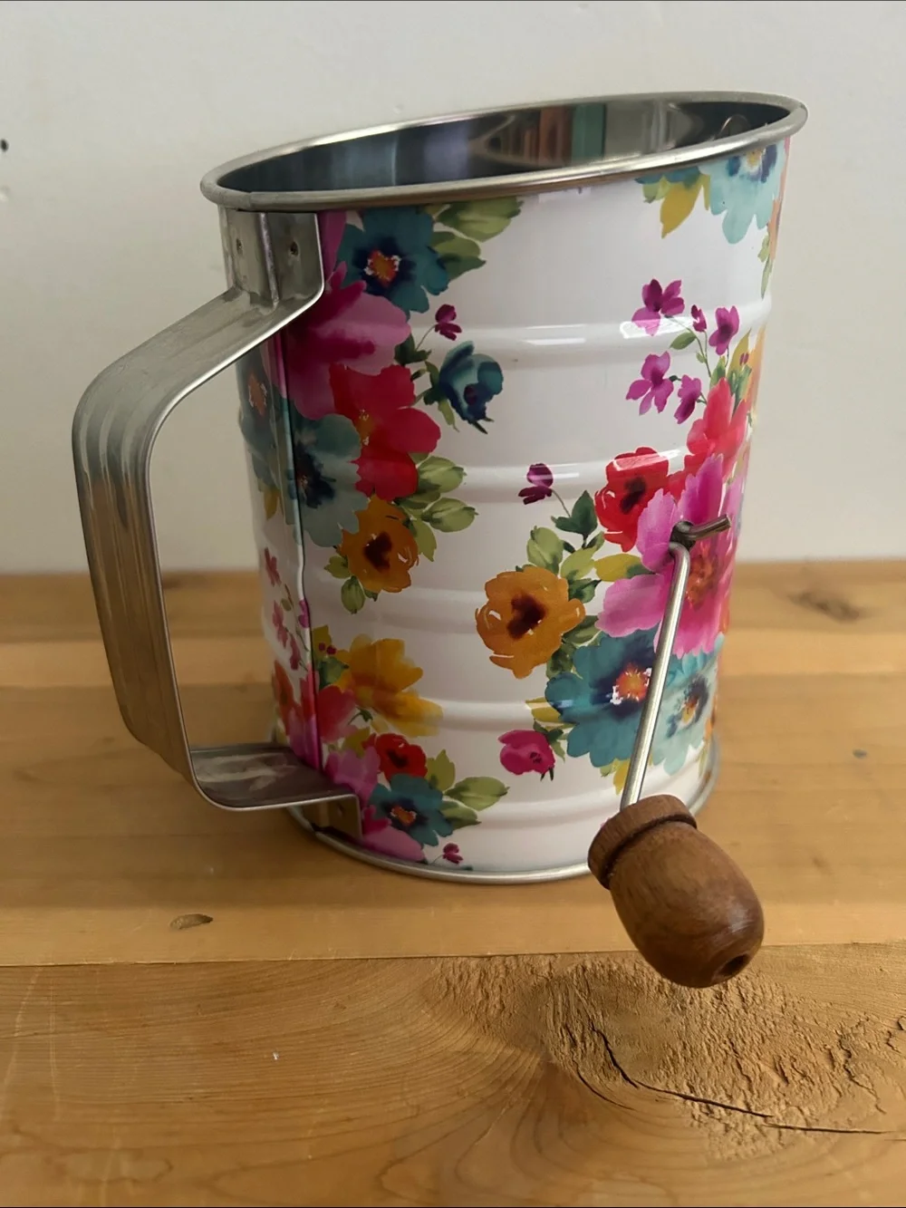 The Pioneer Woman, Floral Kitchen Flour Sifter - Multicolor